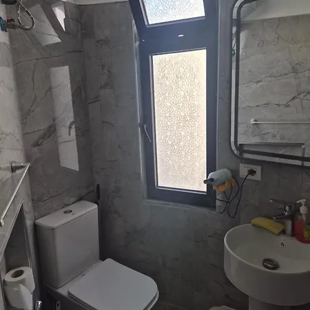 Next To The In Апартаменты Дуррес