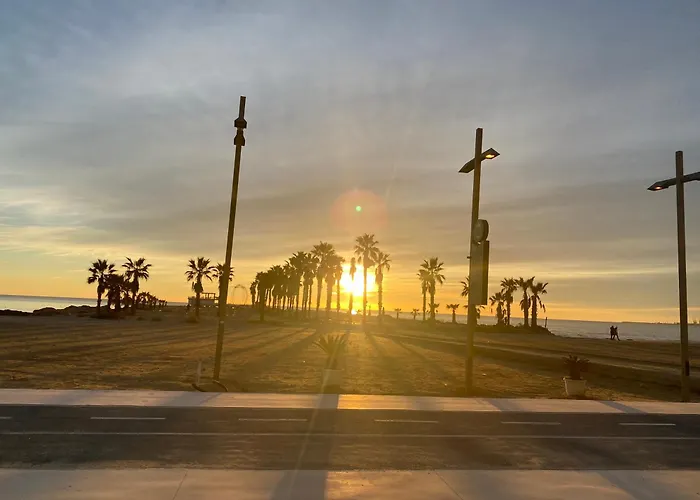 Next To The In Dıraç